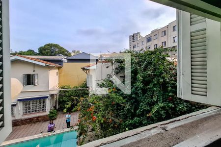 Casa à venda com 559m², 8 quartos e 4 vagasVista