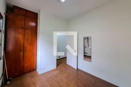 Casa à venda com 559m², 8 quartos e 4 vagasQuarto 4