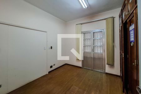 Casa à venda com 559m², 8 quartos e 4 vagasQuarto 2