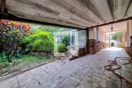 Casa à venda com 559m², 8 quartos e 4 vagasÁrea comum