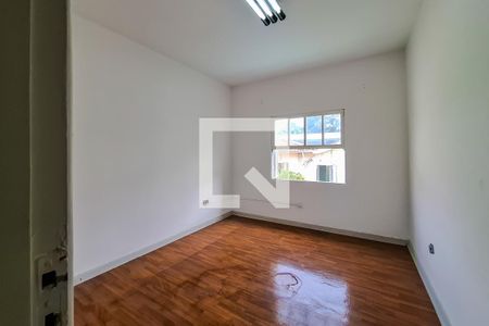 Casa à venda com 559m², 8 quartos e 4 vagasQuarto 9