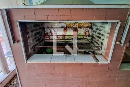 Casa à venda com 559m², 8 quartos e 4 vagasÁrea Externa