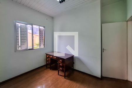 Casa à venda com 559m², 8 quartos e 4 vagasQuarto 6