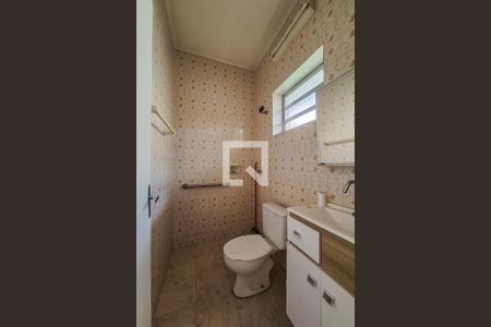 Casa à venda com 559m², 8 quartos e 4 vagasBanheiro 6