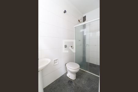 Banheiro de casa para alugar com 1 quarto, 50m² em Vila Maria Baixa, São Paulo