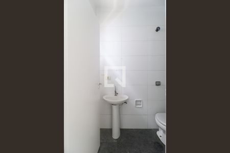 Banheiro de casa para alugar com 1 quarto, 50m² em Vila Maria Baixa, São Paulo