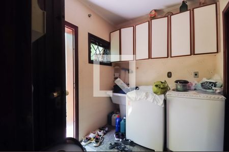 Casa à venda com 300m², 3 quartos e 3 vagasÁrea de Serviço