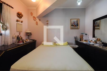 Casa à venda com 300m², 3 quartos e 3 vagasQuarto 1 ( Suíte )