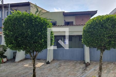 Casa à venda com 300m², 3 quartos e 3 vagasFachada