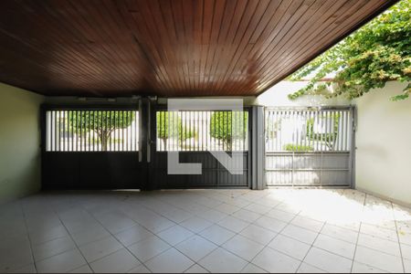 Casa à venda com 300m², 3 quartos e 3 vagasGaragem