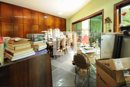 Casa à venda com 300m², 3 quartos e 3 vagasSala 2