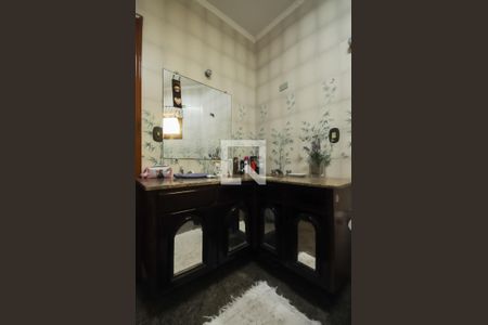 Casa à venda com 300m², 3 quartos e 3 vagasBanheiro Social