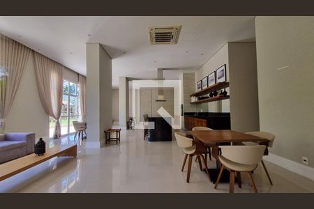 Apartamento à venda com 260m², 3 quartos e 4 vagas Apartamento à venda com 260m², 3 quartos e 4 vagasÁrea comum - Salão de festas