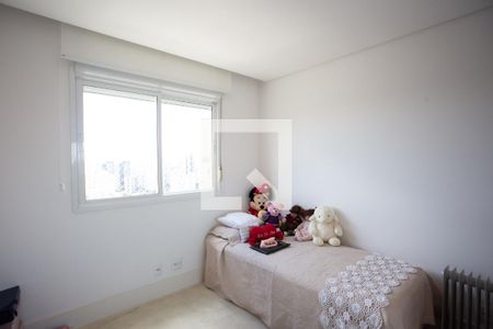 Apartamento à venda com 260m², 3 quartos e 4 vagas Apartamento à venda com 260m², 3 quartos e 4 vagassuíte