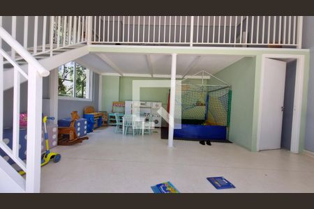 Apartamento à venda com 260m², 3 quartos e 4 vagas Apartamento à venda com 260m², 3 quartos e 4 vagasBrinquedoteca