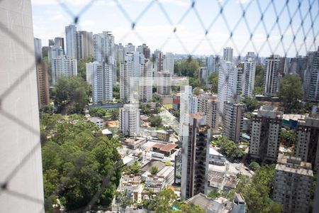 Apartamento à venda com 260m², 3 quartos e 4 vagas Apartamento à venda com 260m², 3 quartos e 4 vagasvista