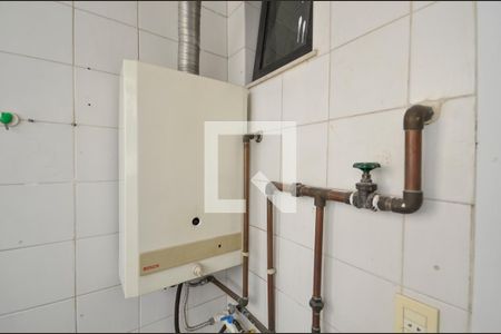 Apartamento à venda com 200m², 4 quartos e 2 vagas Apartamento à venda com 200m², 4 quartos e 2 vagasÁrea de Serviço