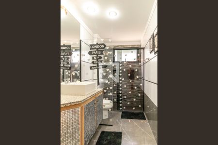 Apartamento para alugar com 90m², 2 quartos e 1 vaga Apartamento para alugar com 90m², 2 quartos e 1 vagaBanheiro