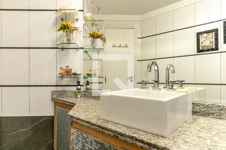 Apartamento para alugar com 90m², 2 quartos e 1 vaga Apartamento para alugar com 90m², 2 quartos e 1 vagaBanheiro