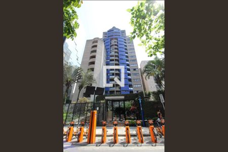 Apartamento para alugar com 90m², 2 quartos e 1 vaga Apartamento para alugar com 90m², 2 quartos e 1 vagaFachada