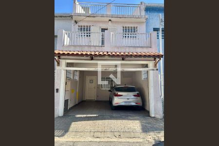 Casa à venda com 170m², 3 quartos e 2 vagasFachada