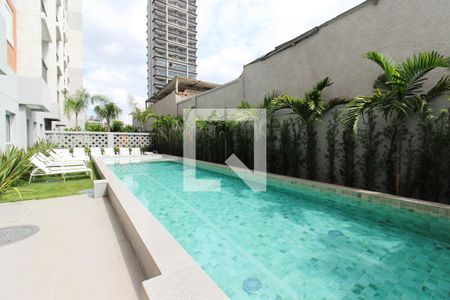 Apartamento para alugar com 37m², 2 quartos e sem vaga Apartamento para alugar com 37m², 2 quartos e sem vagaÁrea comum - Piscina