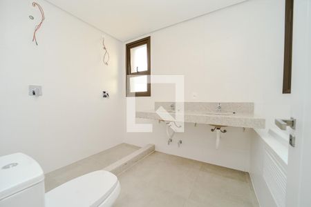 Apartamento à venda com 207m², 3 quartos e sem vagaBanheiro da Suíte 3