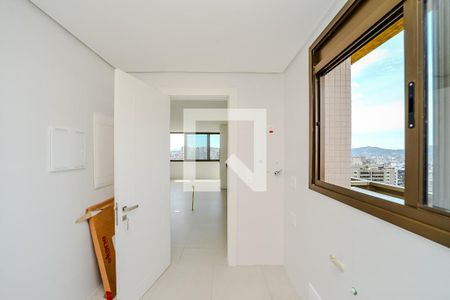 Apartamento à venda com 207m², 3 quartos e sem vagaÁrea de Serviço