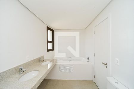 Apartamento à venda com 207m², 3 quartos e sem vagaBanheiro da Suíte 3