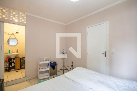 Suíte 1 (Casa 1) de casa à venda com 6 quartos, 250m² em Vila Yara, Osasco