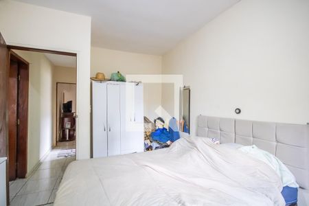 Casa à venda com 250m², 6 quartos e 4 vagasQuarto 3 (Casa 2)