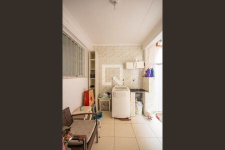 Casa à venda com 250m², 6 quartos e 4 vagasÁrea de Serviço (Casa 1)