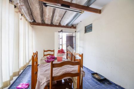 Casa à venda com 250m², 6 quartos e 4 vagasCopa e Cozinha (Casa 2)