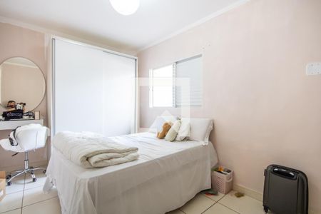 Suíte 1 (Casa 1) de casa à venda com 6 quartos, 250m² em Vila Yara, Osasco