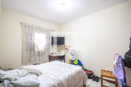 Casa à venda com 250m², 6 quartos e 4 vagasQuarto 2 (Casa 2)