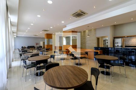 Apartamento à venda com 204m², 4 quartos e sem vagaÁrea Comum - Salão de Festas