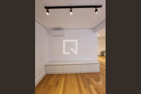 Apartamento à venda com 108m², 2 quartos e 1 vaga Apartamento à venda com 108m², 2 quartos e 1 vagaFoto 01