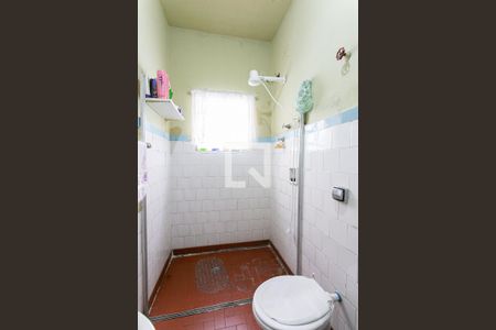 Casa à venda com 160m², 3 quartos e 2 vagasBanheiro