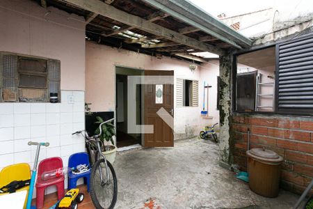 Casa à venda com 160m², 3 quartos e 2 vagas Casa à venda com 160m², 3 quartos e 2 vagasQuintal