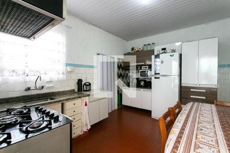 Casa à venda com 160m², 3 quartos e 2 vagas Casa à venda com 160m², 3 quartos e 2 vagasCozinha
