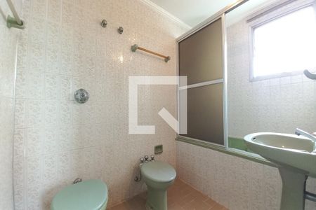 Apartamento à venda com 121m², 3 quartos e 1 vaga Apartamento à venda com 121m², 3 quartos e 1 vagaBanheiro da Suíte