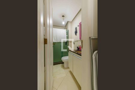 Apartamento à venda com 270m², 5 quartos e 4 vagas Apartamento à venda com 270m², 5 quartos e 4 vagasBanheiro da Suíte 3