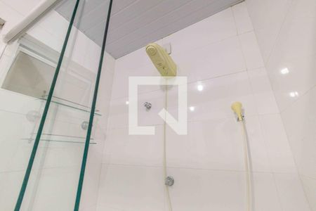 Apartamento à venda com 270m², 5 quartos e 4 vagas Apartamento à venda com 270m², 5 quartos e 4 vagasBanheiro da Suíte 1