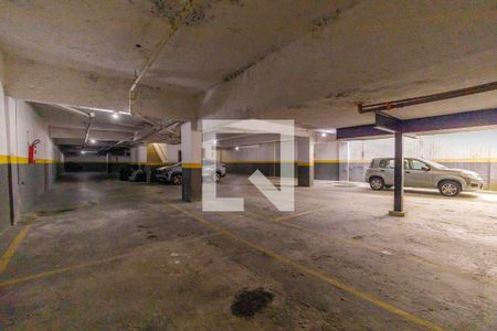 Apartamento à venda com 270m², 5 quartos e 4 vagas Apartamento à venda com 270m², 5 quartos e 4 vagasÁrea Comum Garagem