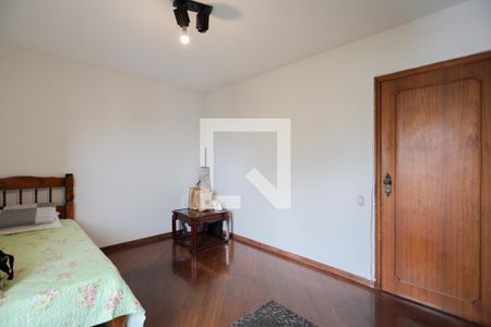 Apartamento à venda com 198m², 4 quartos e 2 vagasQuarto 1