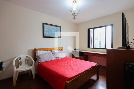 Apartamento à venda com 198m², 4 quartos e 2 vagasQuarto 2