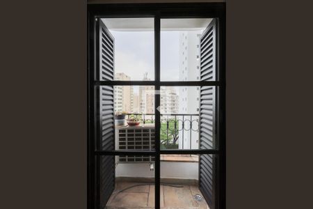 Apartamento à venda com 198m², 4 quartos e 2 vagasSacada do Quarto 1