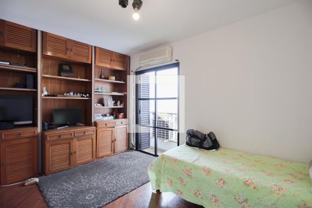 Apartamento à venda com 198m², 4 quartos e 2 vagasQuarto 1