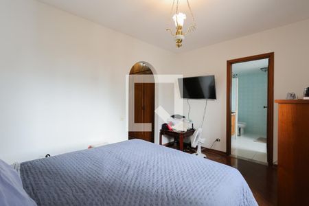 Apartamento à venda com 198m², 4 quartos e 2 vagasSuíte