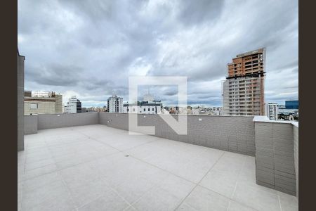 Apartamento à venda com 270m², 4 quartos e 4 vagasCobertura